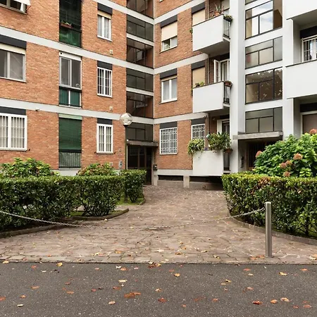Apartament Casa Klimt - 10 Minuti Dal Duomo Mediolan